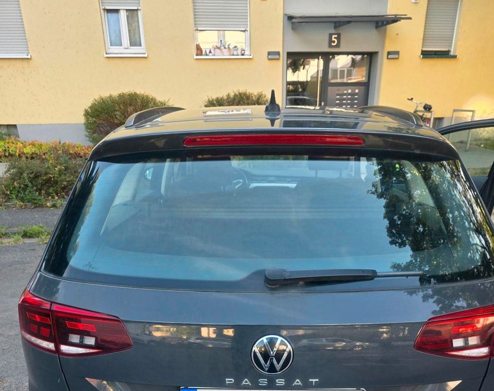 Image of Volkswagen Passat Variant