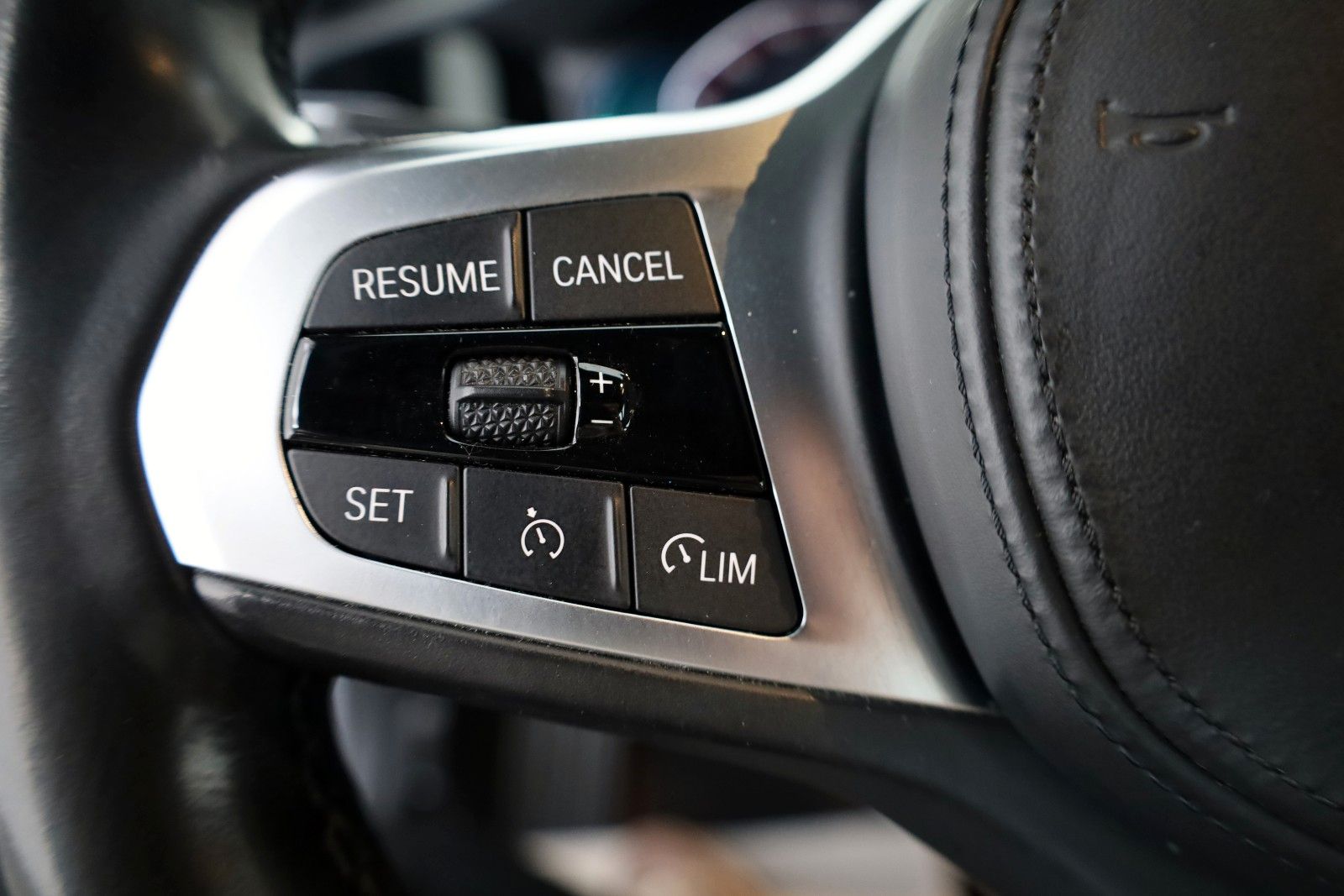 Fahrzeugabbildung BMW 318d Touring Sport Line,Leder,Navi,LED,HUD,AHK e