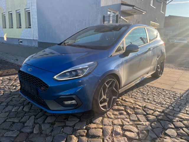 Ford Fiesta ST