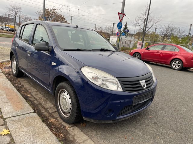 Dacia Sandero 1.4 MPI *TÜV *1.Hand*Ahk*S-Heft*