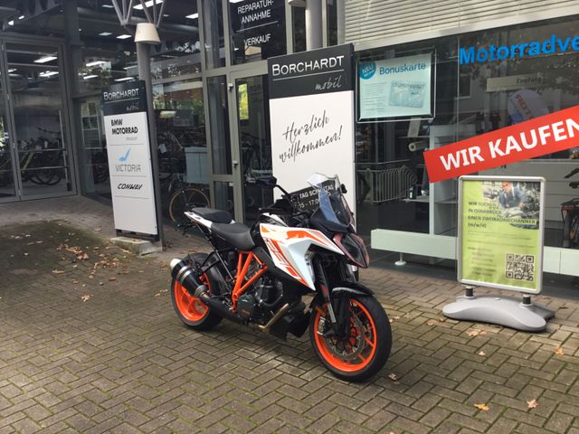 KTM 1290 Super Duke GT