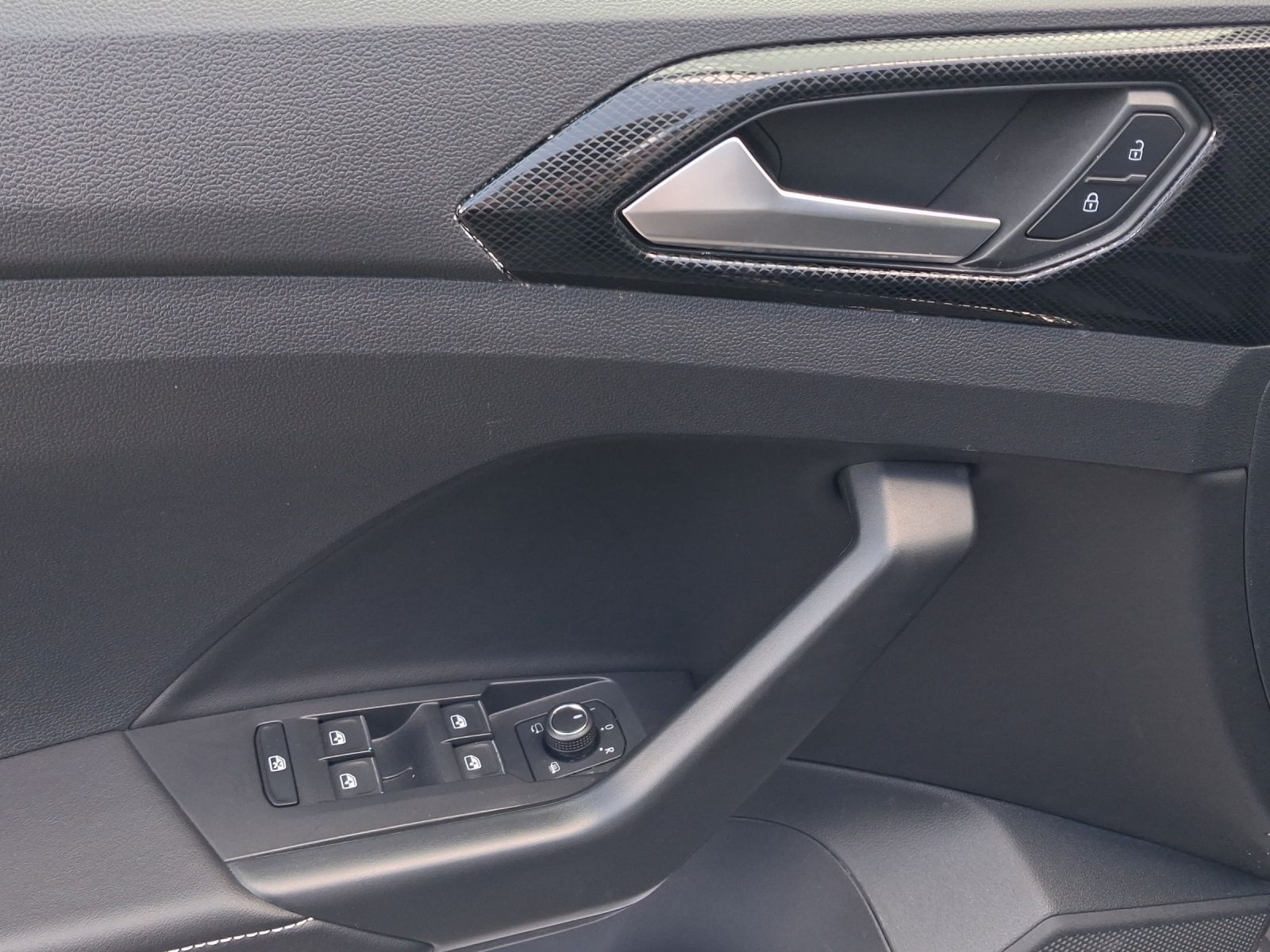 Volkswagen T-Cross - Bild 9