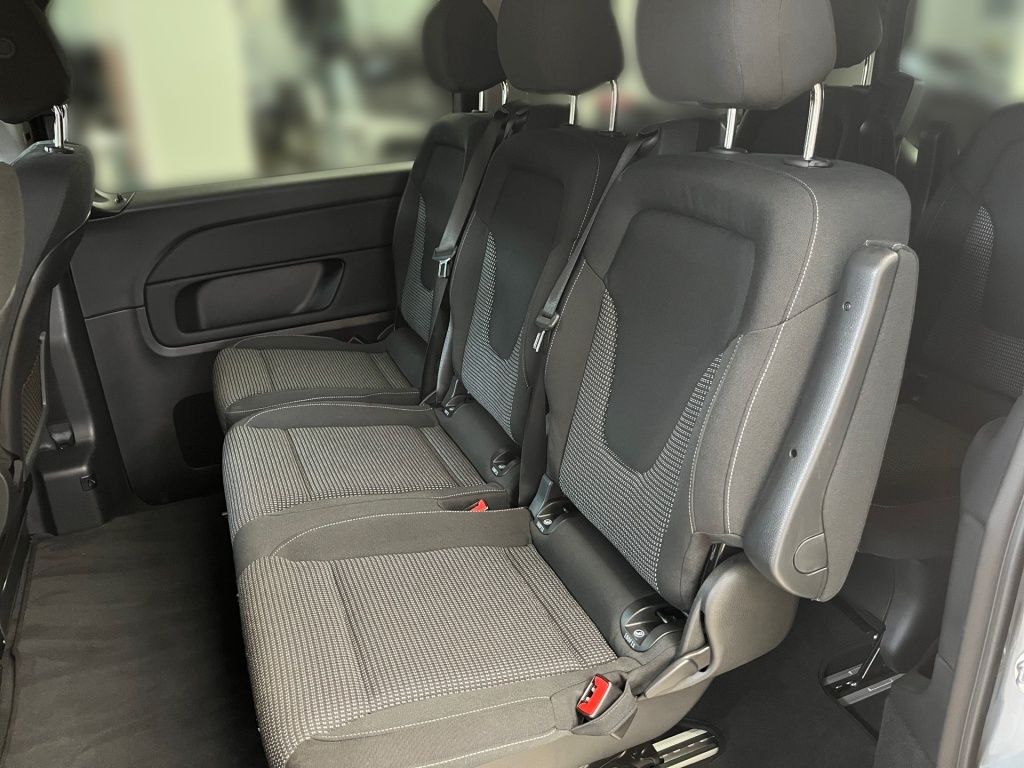 Fahrzeugabbildung Mercedes-Benz V 220 d STYLE Kompakt 7 Sitze 2,5tAHK LED EASY-P