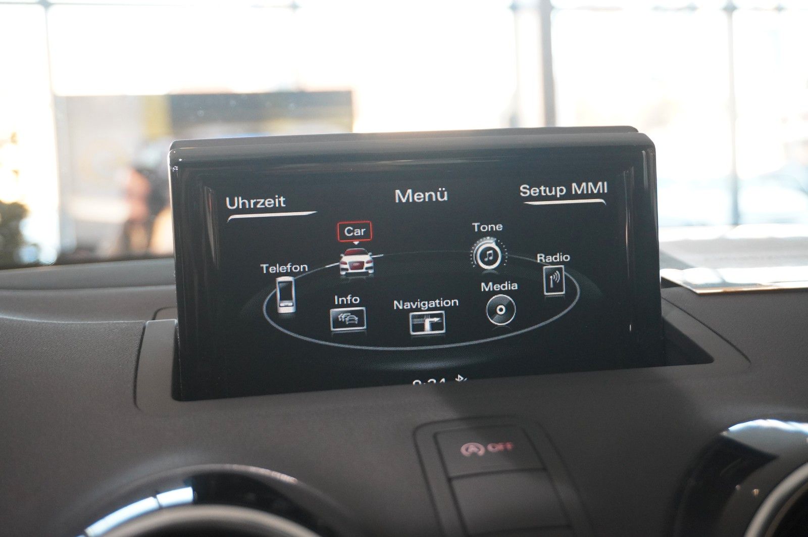 Fahrzeugabbildung Audi A1 1.4 TFSI NAVI/BI-XENON/SHZ/SPORT/PDC/TEMP/AHK