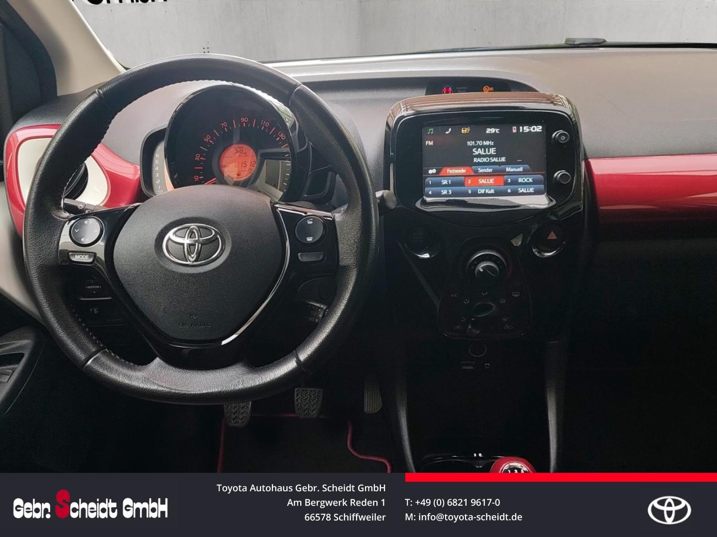 Toyota Aygo X-Pose Faltdach Rückfahrkamera Klimaanlage 