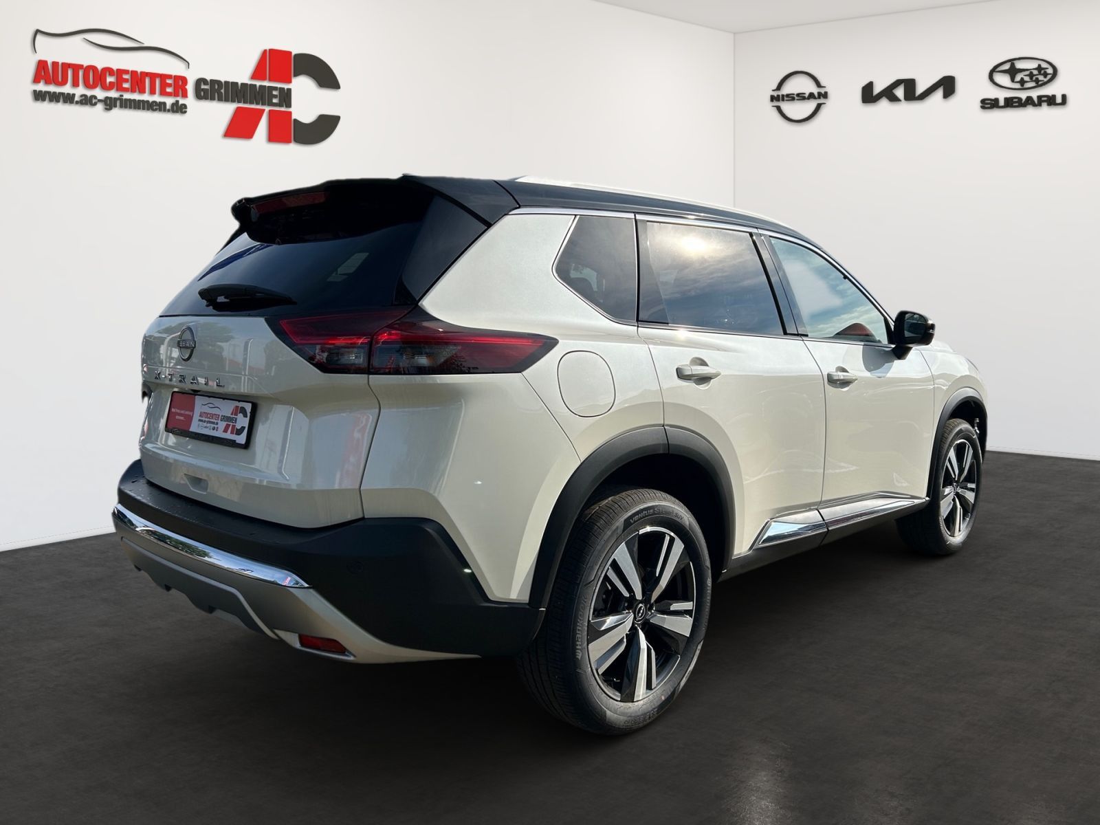 Fahrzeugabbildung Nissan X-TRAIL 1.5 VC-T MHEV Tekna  Panoramaglasdach