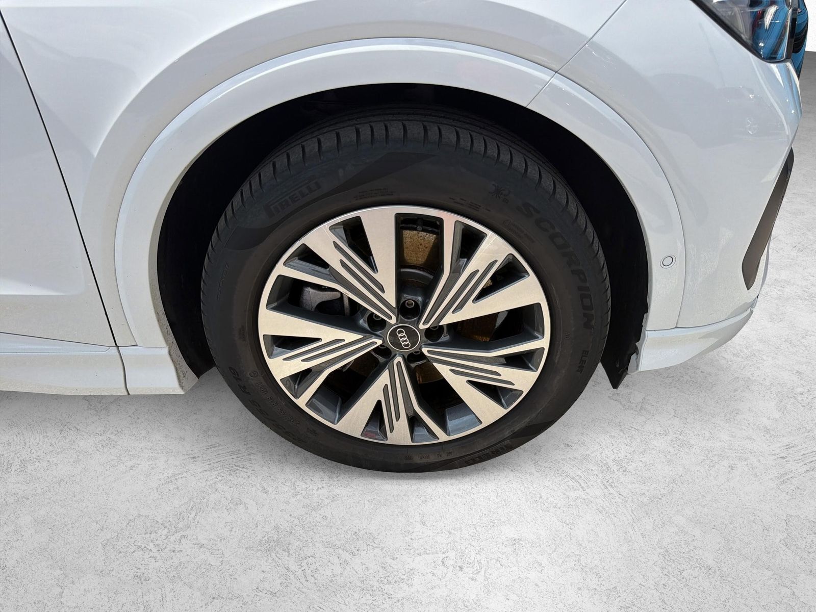 Audi Q4 e-tron 45 quattro NAVI - Assistenzpaket plus foto 3