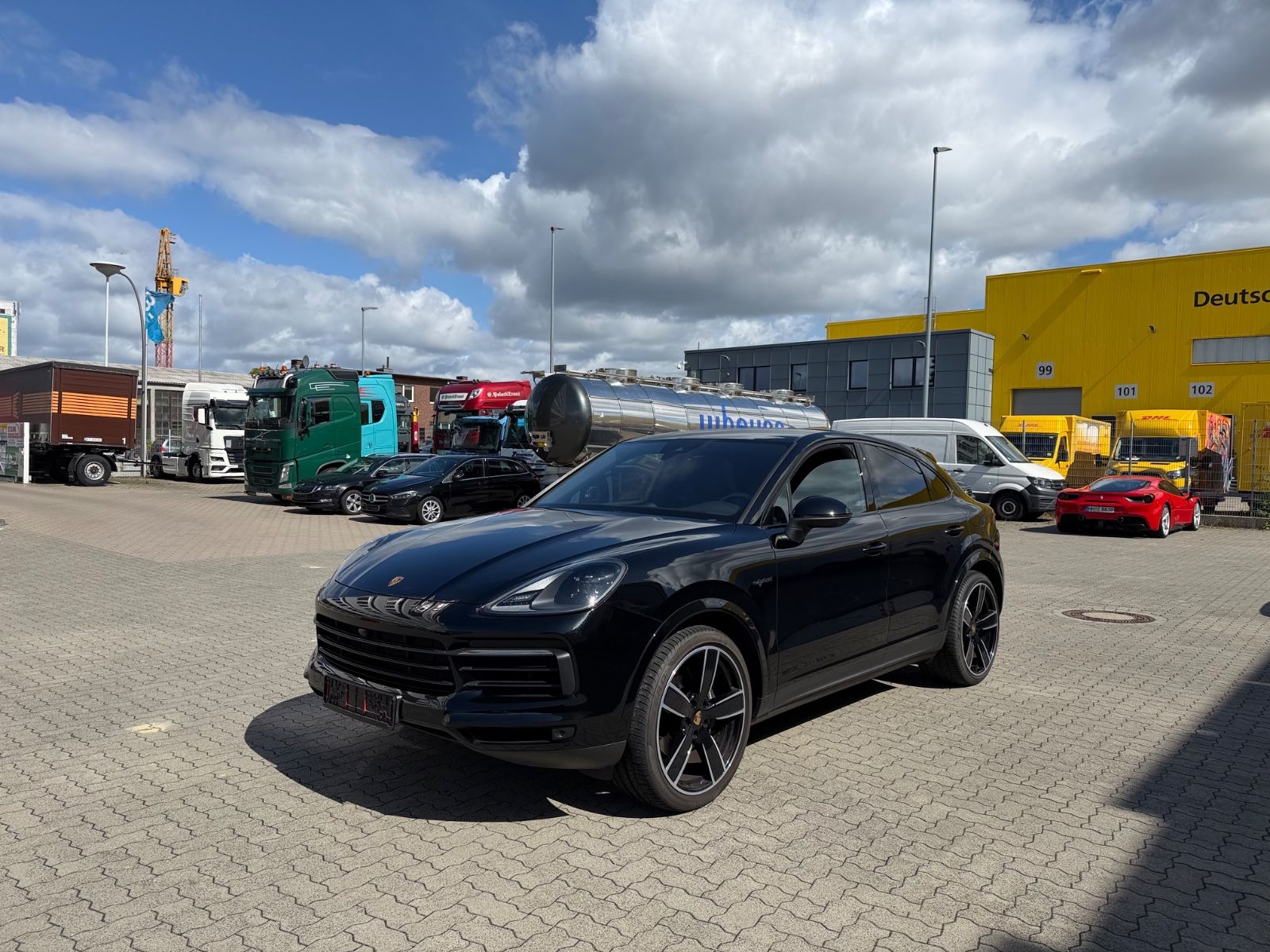Porsche Cayenne Coupe E-Hybrid Approved Sportaga 360° imagem 2