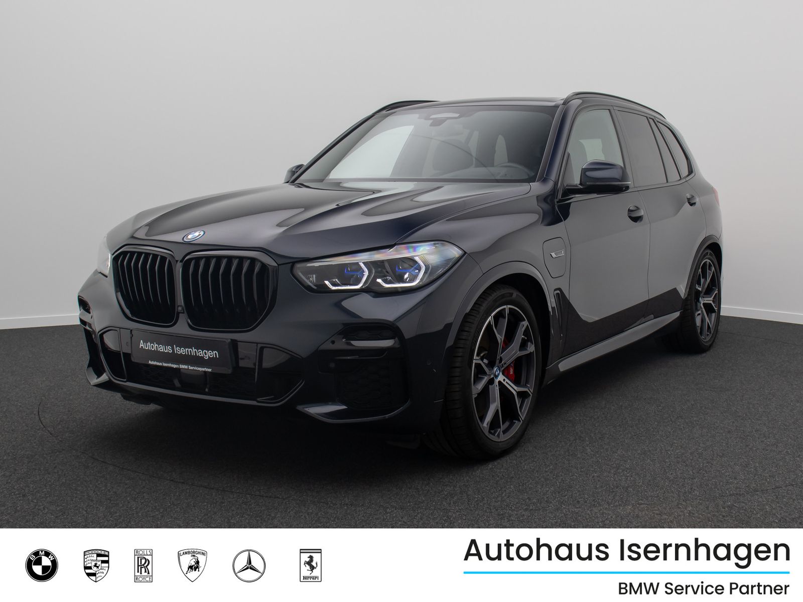 Fahrzeugabbildung BMW X5 xD45e M Sport 360° HUD Panorama DAB Massage