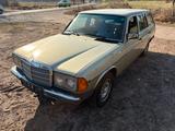 Mercedes-Benz 230TE Automatik H-Zulassung Alufelgen - Mercedes-Benz 230: 230te