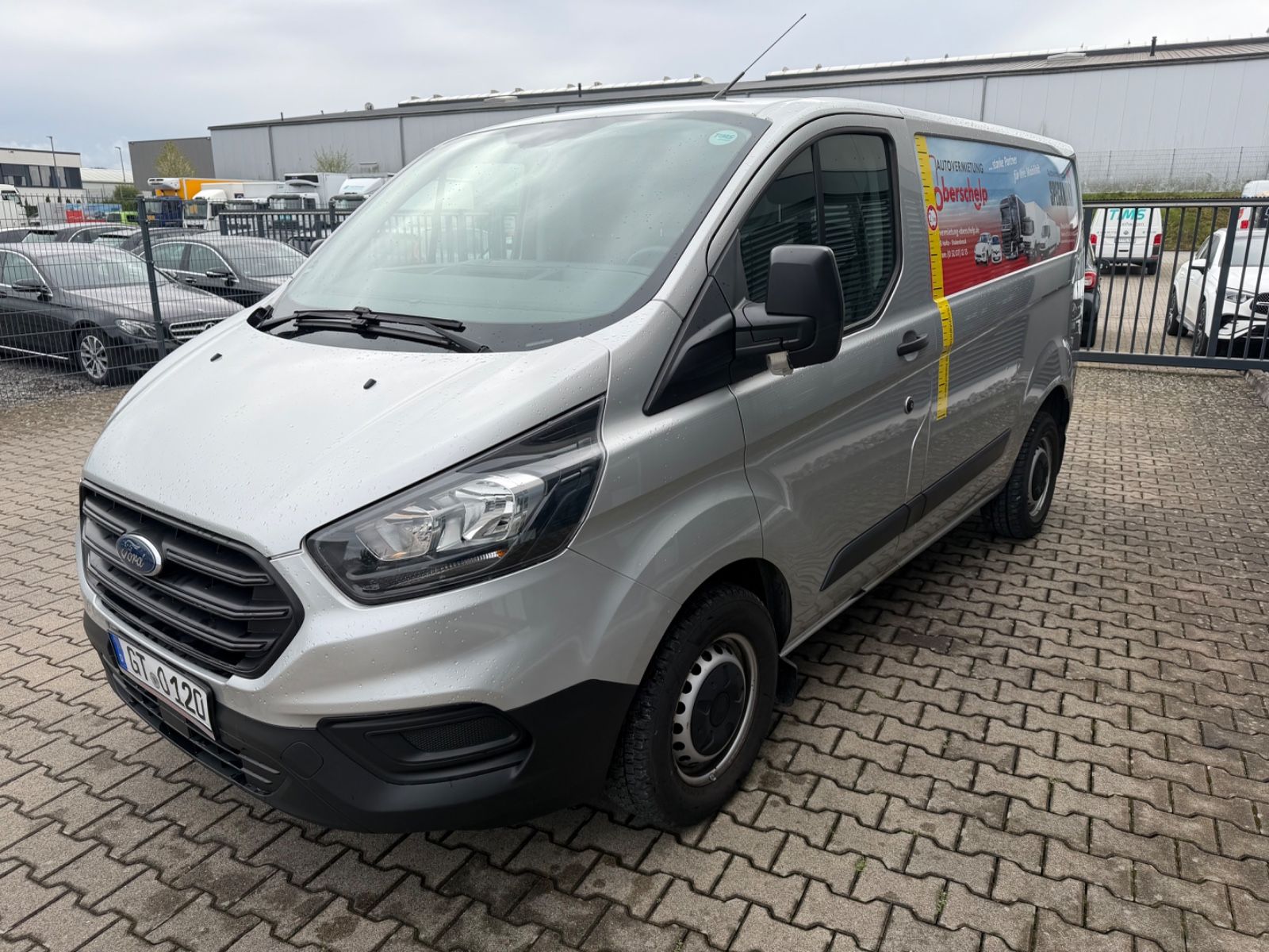 Fahrzeugabbildung Ford Transit Custom AHK 2,5 to