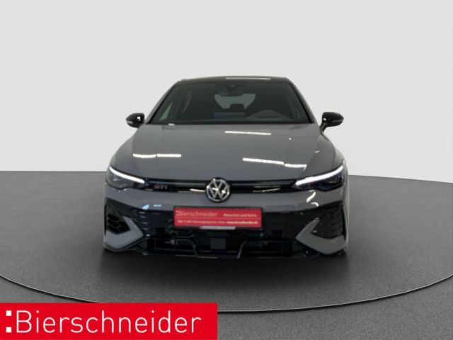 Volkswagen Golf 8 GTI 2.0 TSI DSG Clubsport 19 MATRIX PANO foto 5