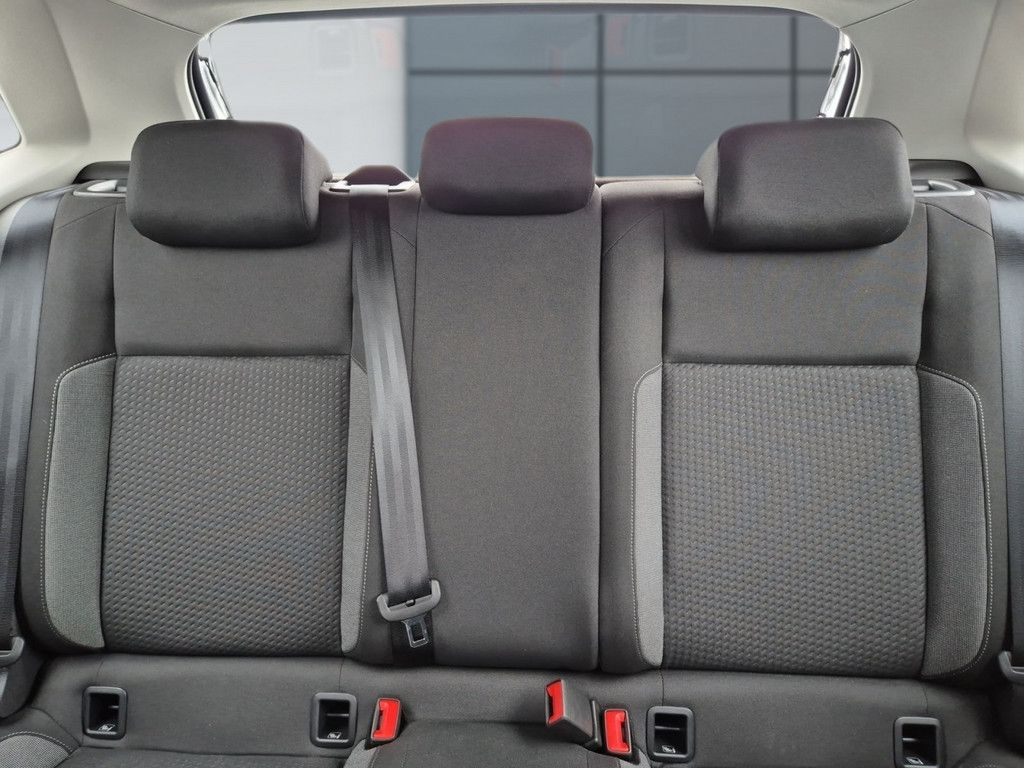 Polo 1.0 MPI Life *LED*SHZ*PDC*DAB*APP-CONNECT*M