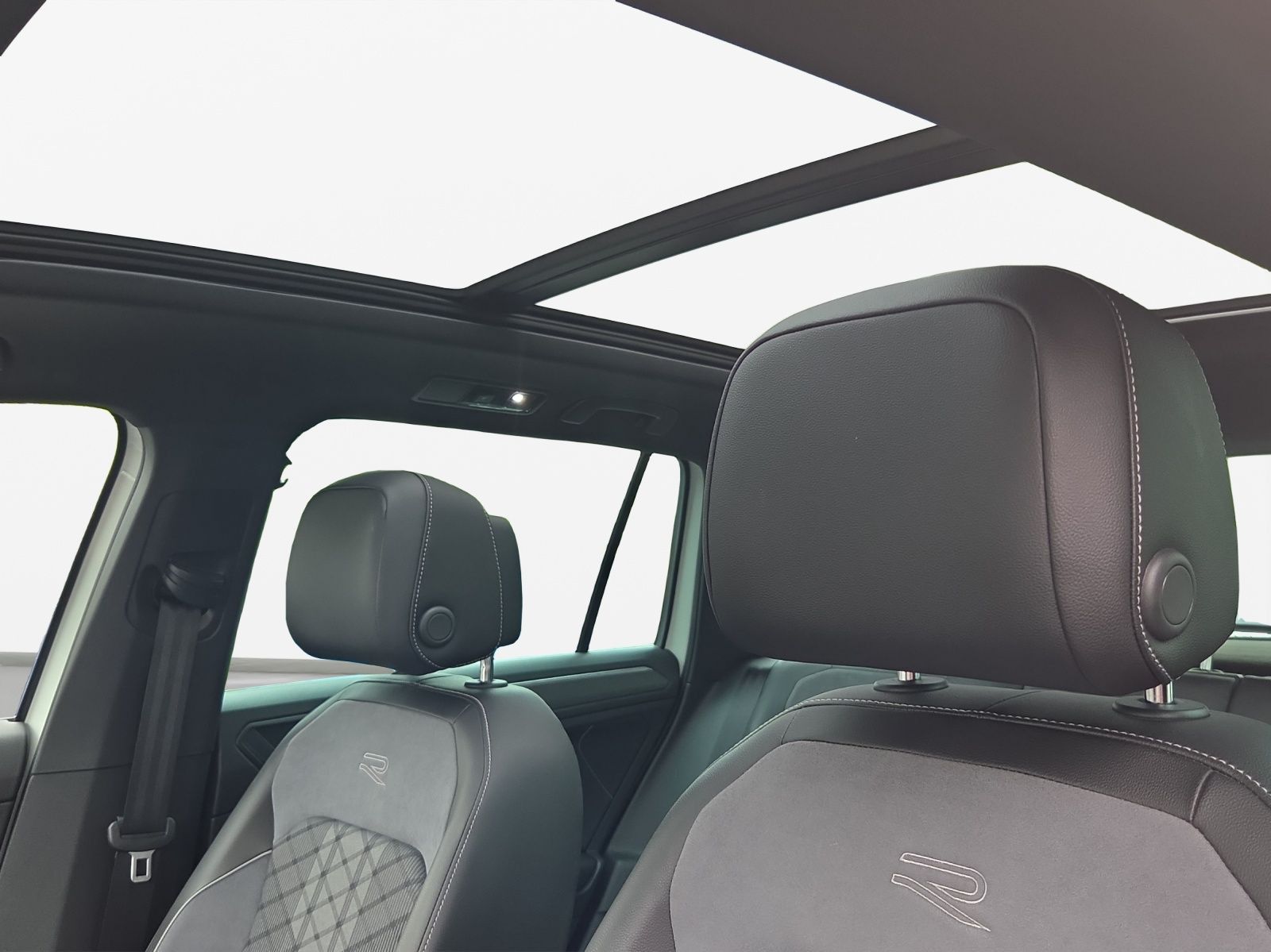 Volkswagen Tiguan - Bild 10