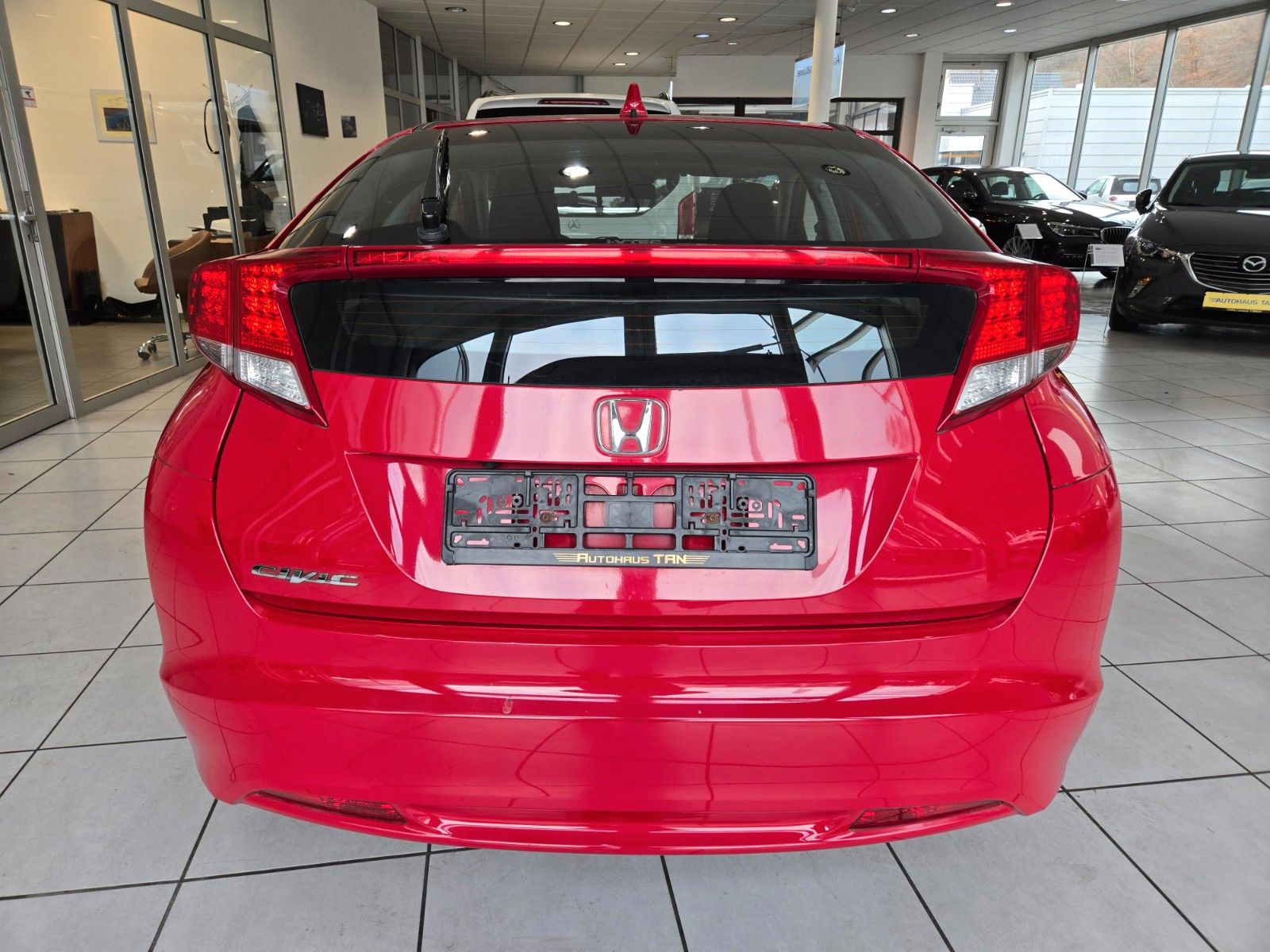 Fahrzeugabbildung Honda Civic Lim. 5-trg. 1.4 Sport