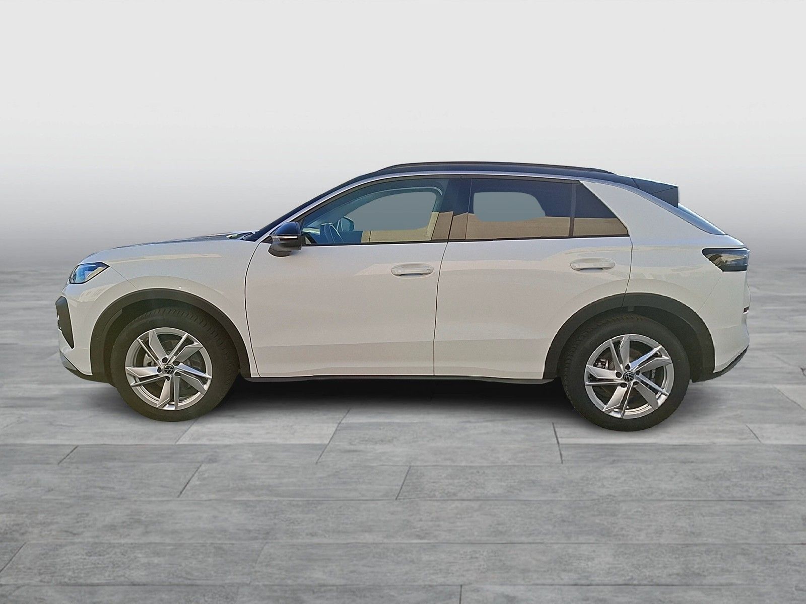 Fahrzeugabbildung Volkswagen T-Roc eTSI  Life DSG LEDplus Navi AID ACC RFK SH