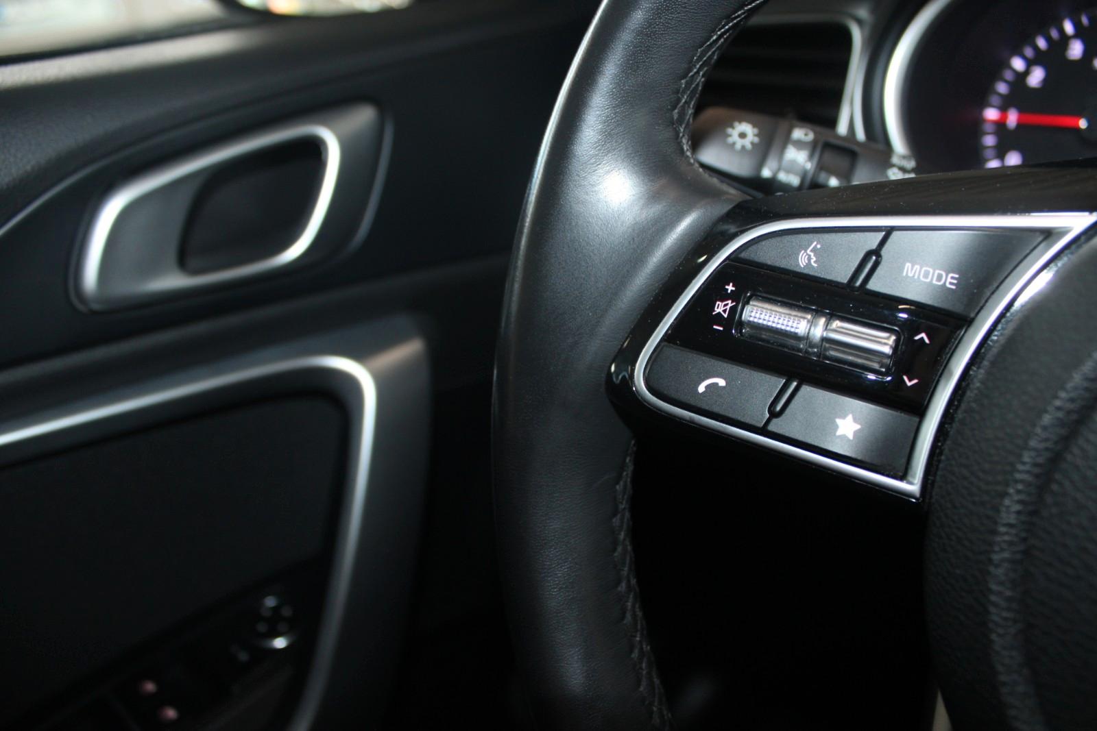Kia cee'd SW Prestige SHZ LHZ Tempomat Kamera uvm.