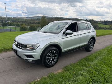 Volkswagen Tiguan - 2