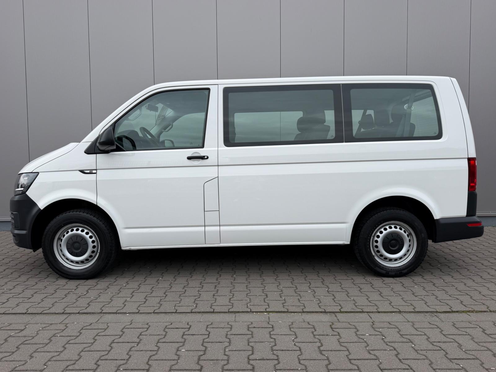 Volkswagen T6 2.0 TDI 9-SITZER Klima PDC AHK 1.Hand 69000km