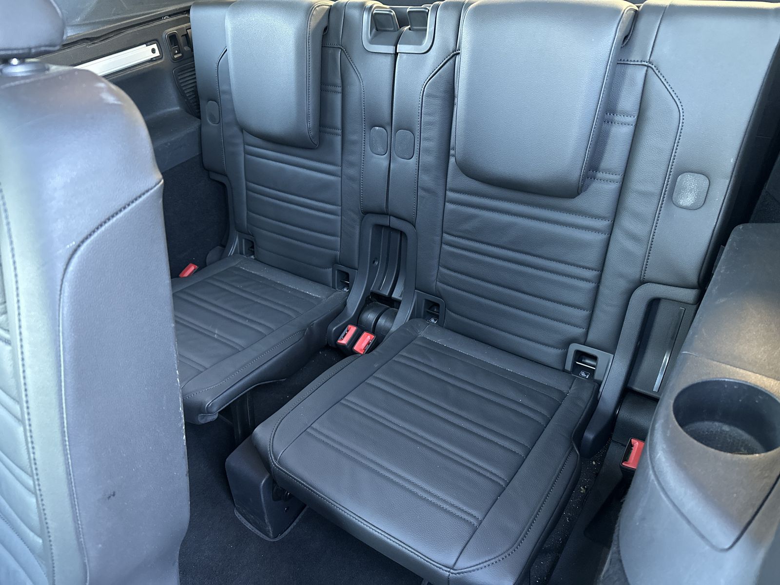 Fahrzeugabbildung Volkswagen Touran 1.5 TSI DSG 7-Sitzer HL NAV+LED+AHK+PANO