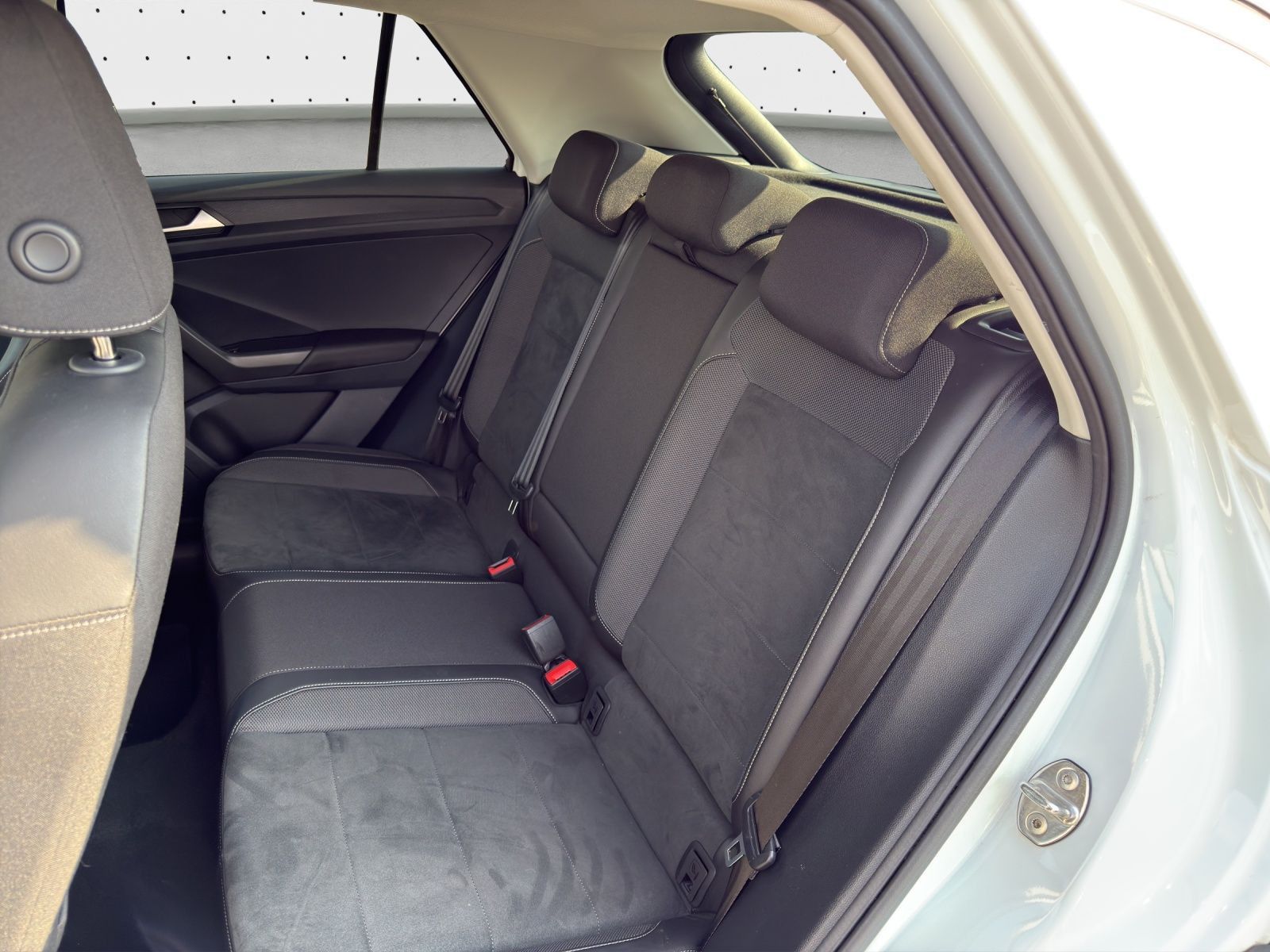 Volkswagen T-Roc - Bild 14