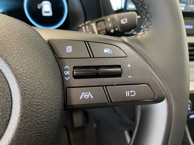 Fahrzeugabbildung Hyundai i20 Trend VerkehrszeichenERK Kamera Navi DAB