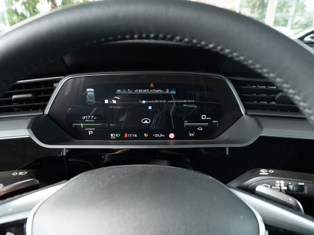 e-tron Sportback 50 quattro S line HUD Luft Pano