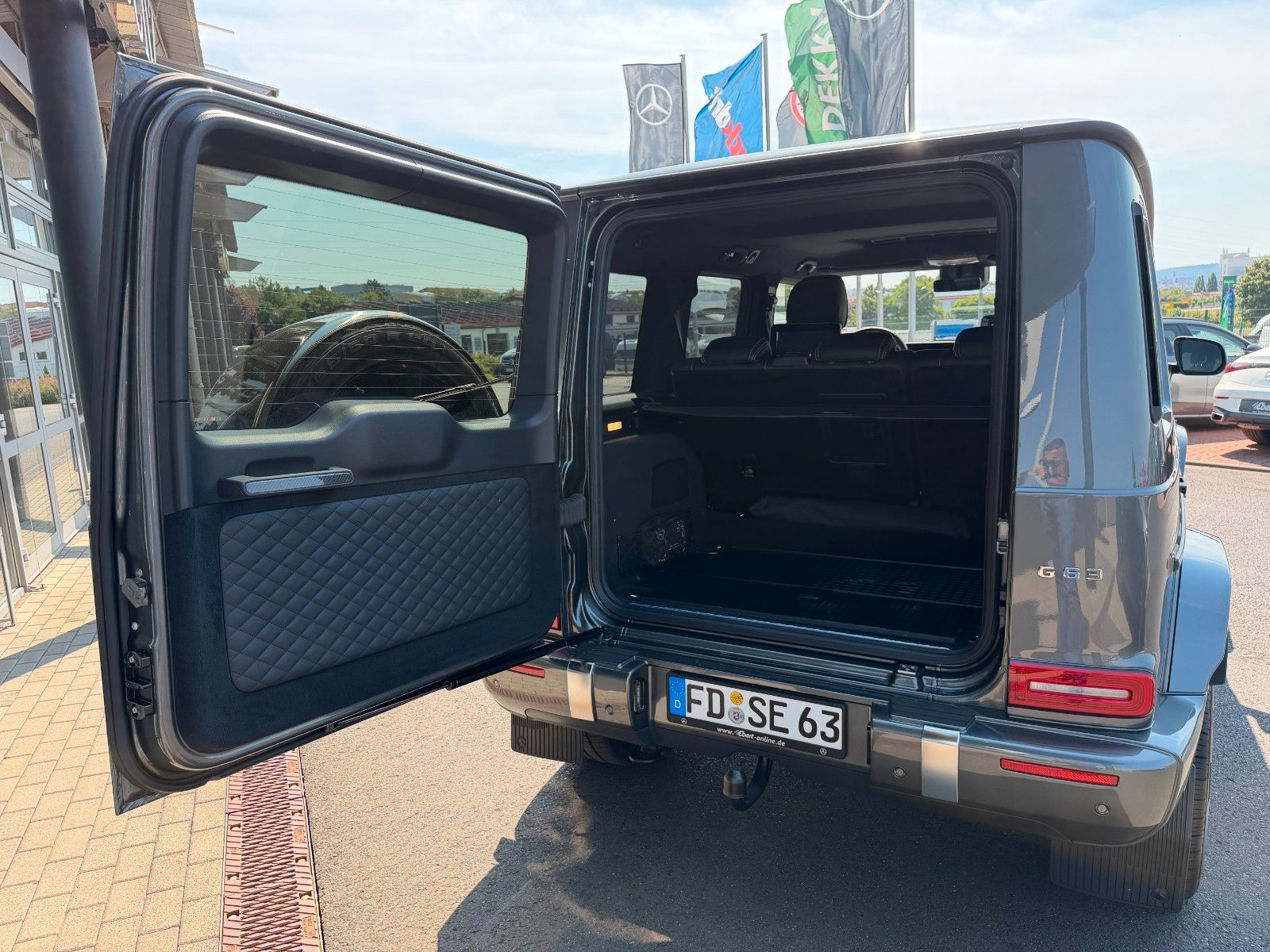 Fahrzeugabbildung Mercedes-Benz G 63 AMG Manufaktur+Drivers+TV+StdH+BURM3D+VOLL