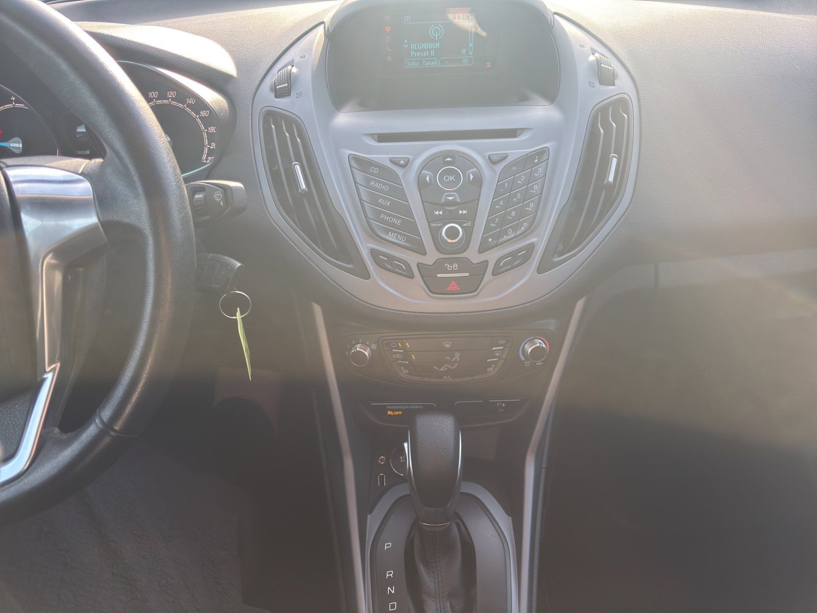 Fahrzeugabbildung Ford B-Max 1.6  SYNC Ed. Aut., PDC vo.& hi.,Wintepake
