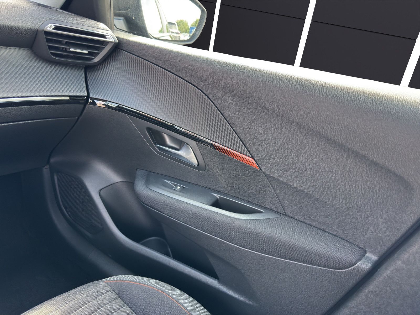 Fahrzeugabbildung Peugeot 208 e- Active/1.Hand/Dab/Shz/Klimaautomatik