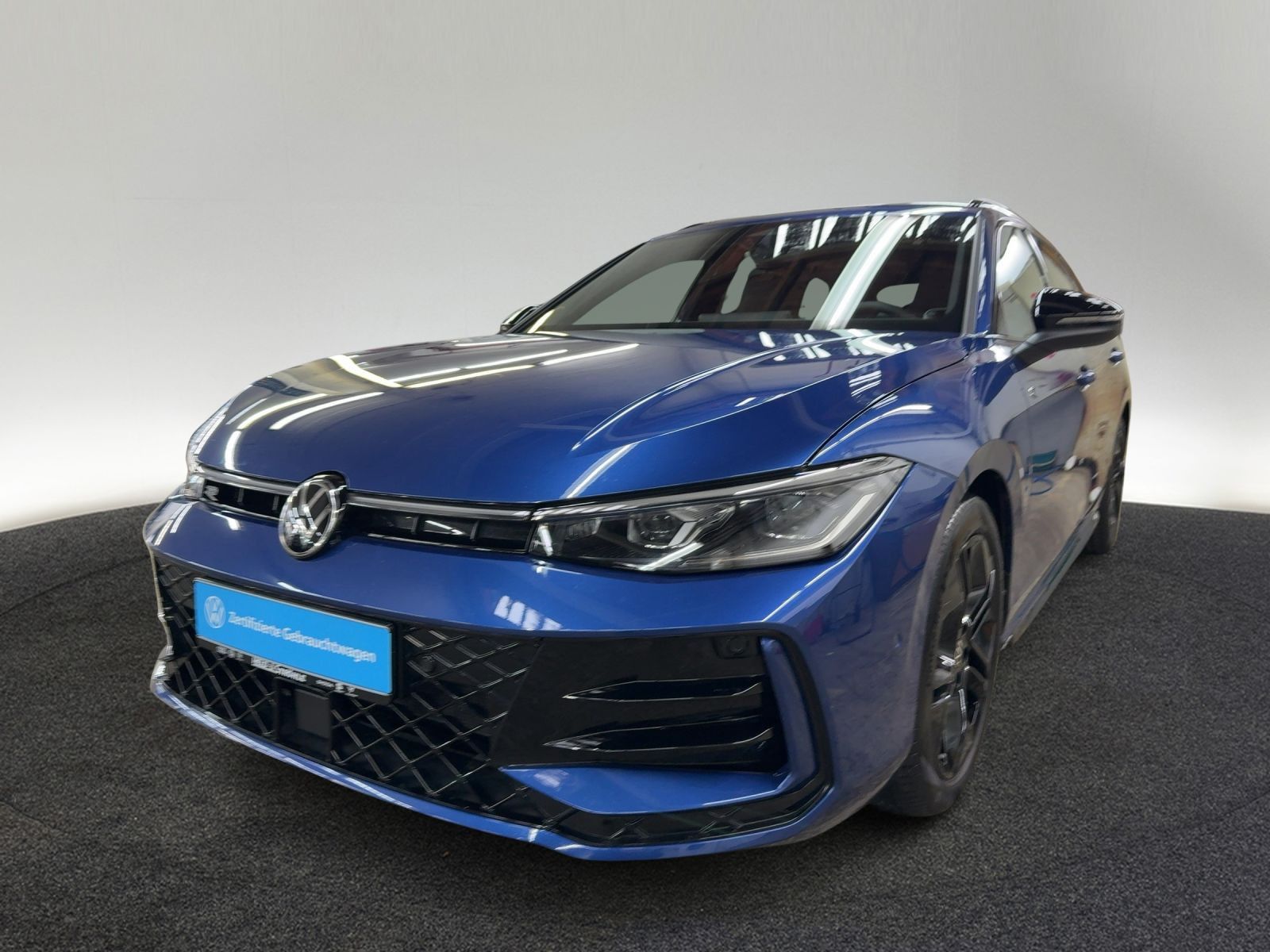 Volkswagen Passat Variant R-LINE 2.0 TDI DSG 4M foto 2