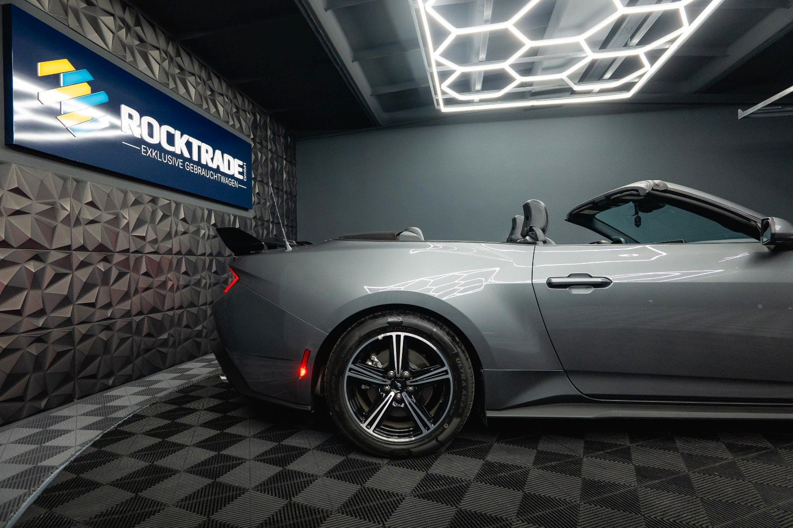 Fahrzeugabbildung Ford Mustang GT Cabrio DARK HORSE PREMIUM MY2024 LED