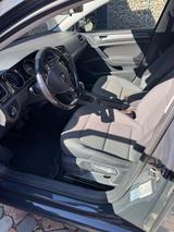 Volkswagen Golf e-Golf e-Golf - mit Elektro-Antrieb: Allwetterreifen