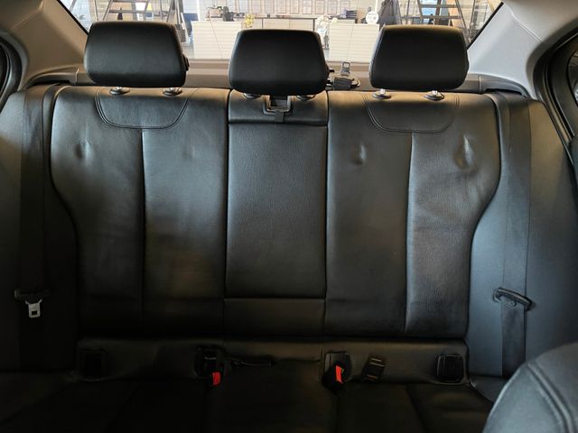 BMW 320 d Lim. *Schiebedach*Navi*Klima*Vollleder*DAB