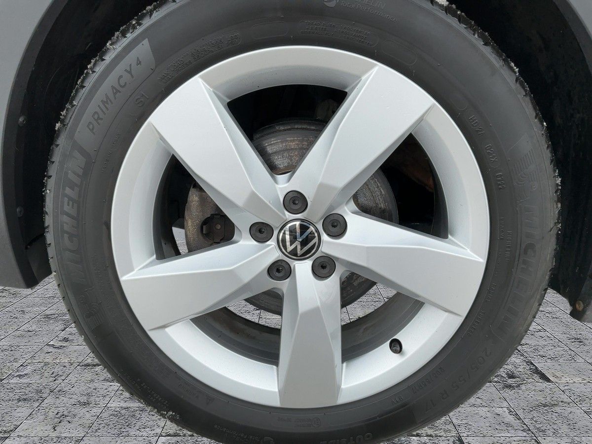 Volkswagen T-Cross - Bild 8