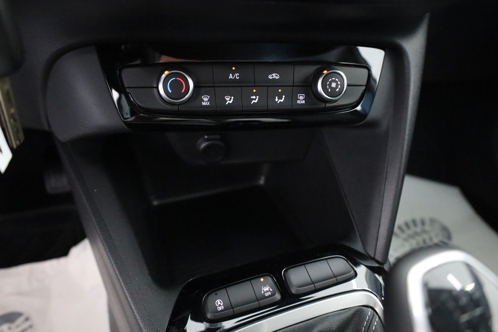Fahrzeugabbildung Opel Corsa F Klima, Aluräder, Allwetter,Scheckheft
