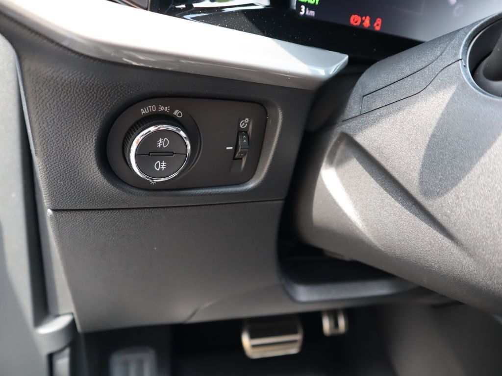 Fahrzeugabbildung Opel Mokka-e Ultimate (B/B)