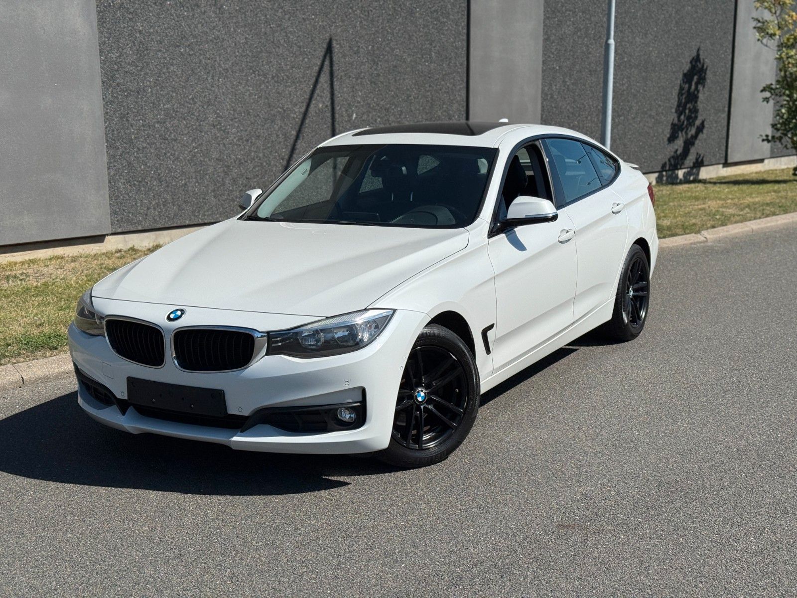 BMW 320 - 1