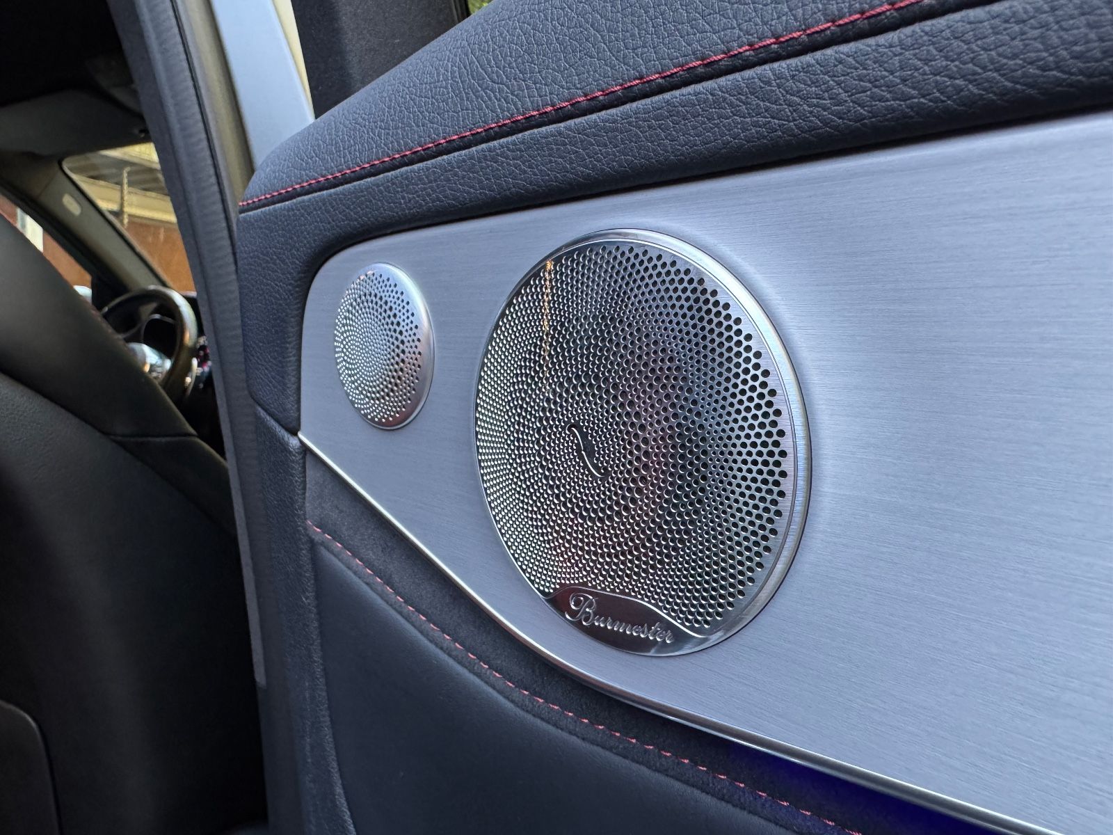 Fahrzeugabbildung Mercedes-Benz GLC 63 AMG 4Matic*BURMESTER*HEADUP*MEMO*LED*TEMP