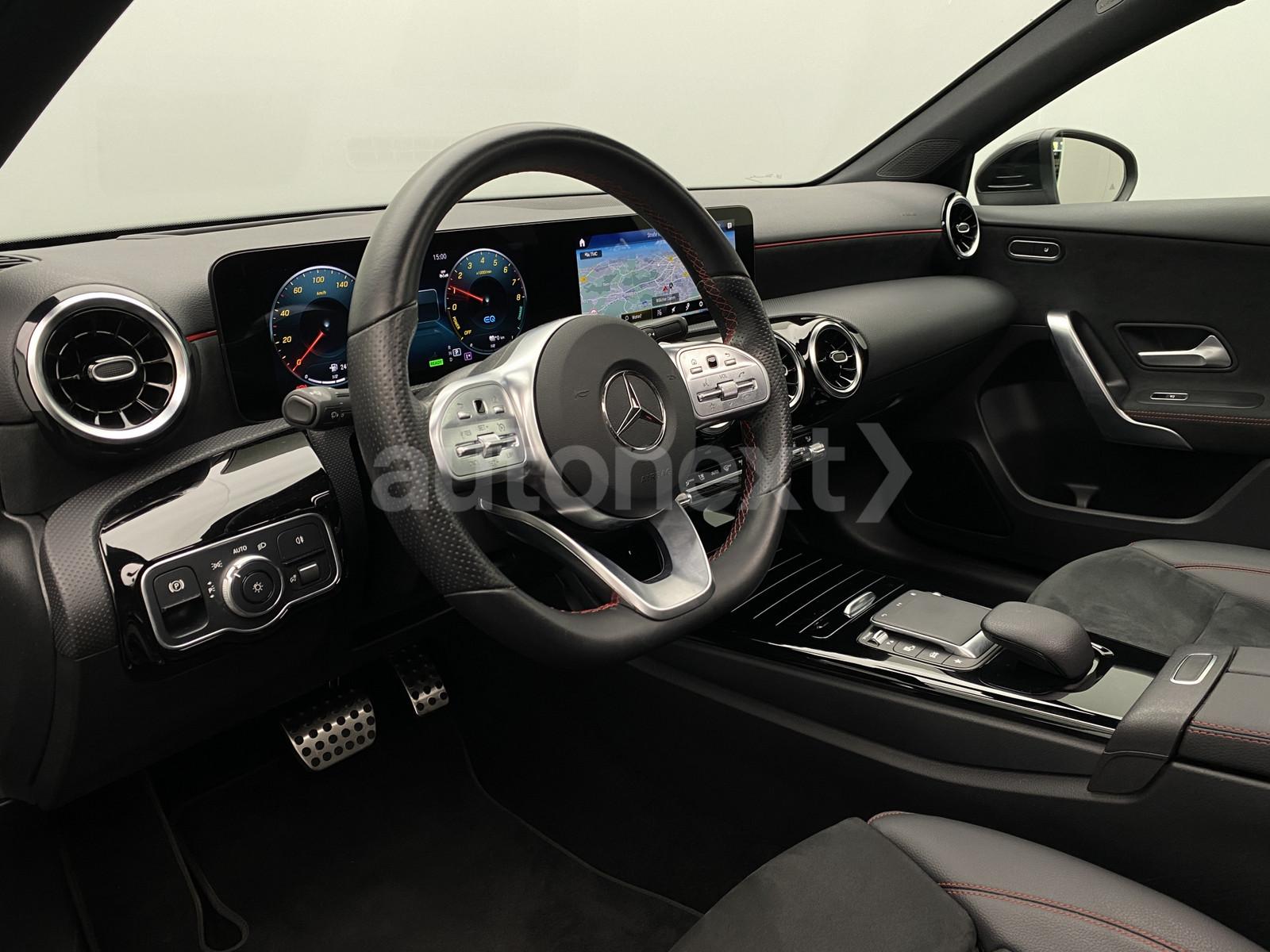 Mercedes-Benz A 250e Limo *2x AMG Line* Panorama+Head-Up (0418