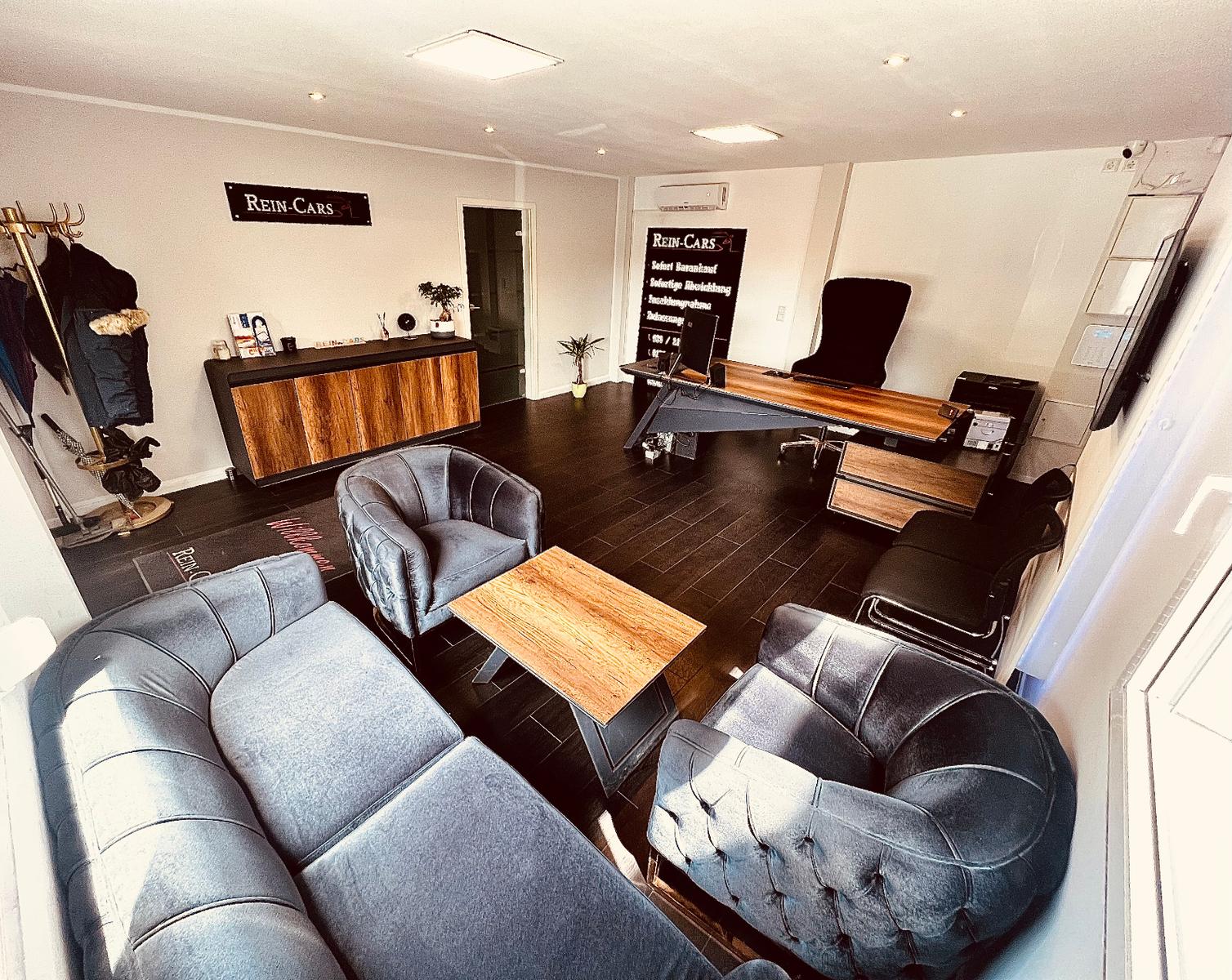 showroom-image-main