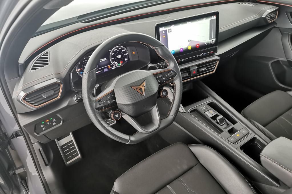 Cupra Formentor VZ 1.4 e-Hybrid DSG Pano*RFK*PDC*Tempo