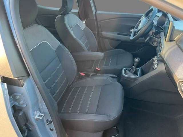 Fahrzeugabbildung Dacia Sandero Expression TCe 90