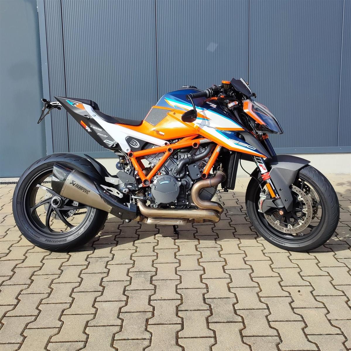 KTM 1290 Super Duke RR