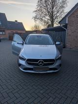 Mercedes-Benz Mercedes Benz B180 Progressive-Advanced Au... - Mercedes B 180 SUV