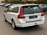 Volvo V70 Kombi 2.0T Benzin+Gas R LINE - Volvo V70 mit Benzin-Antrieb: Kombi