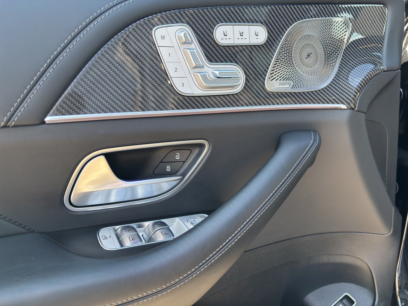 Fahrzeugabbildung Mercedes-Benz GLE53AMG Standh DISTR NappaExclusiv AHK Perf.AGA