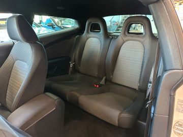Volkswagen Scirocco 1.4 TSI *BiXenon*Navi*Sitzh*PDC*