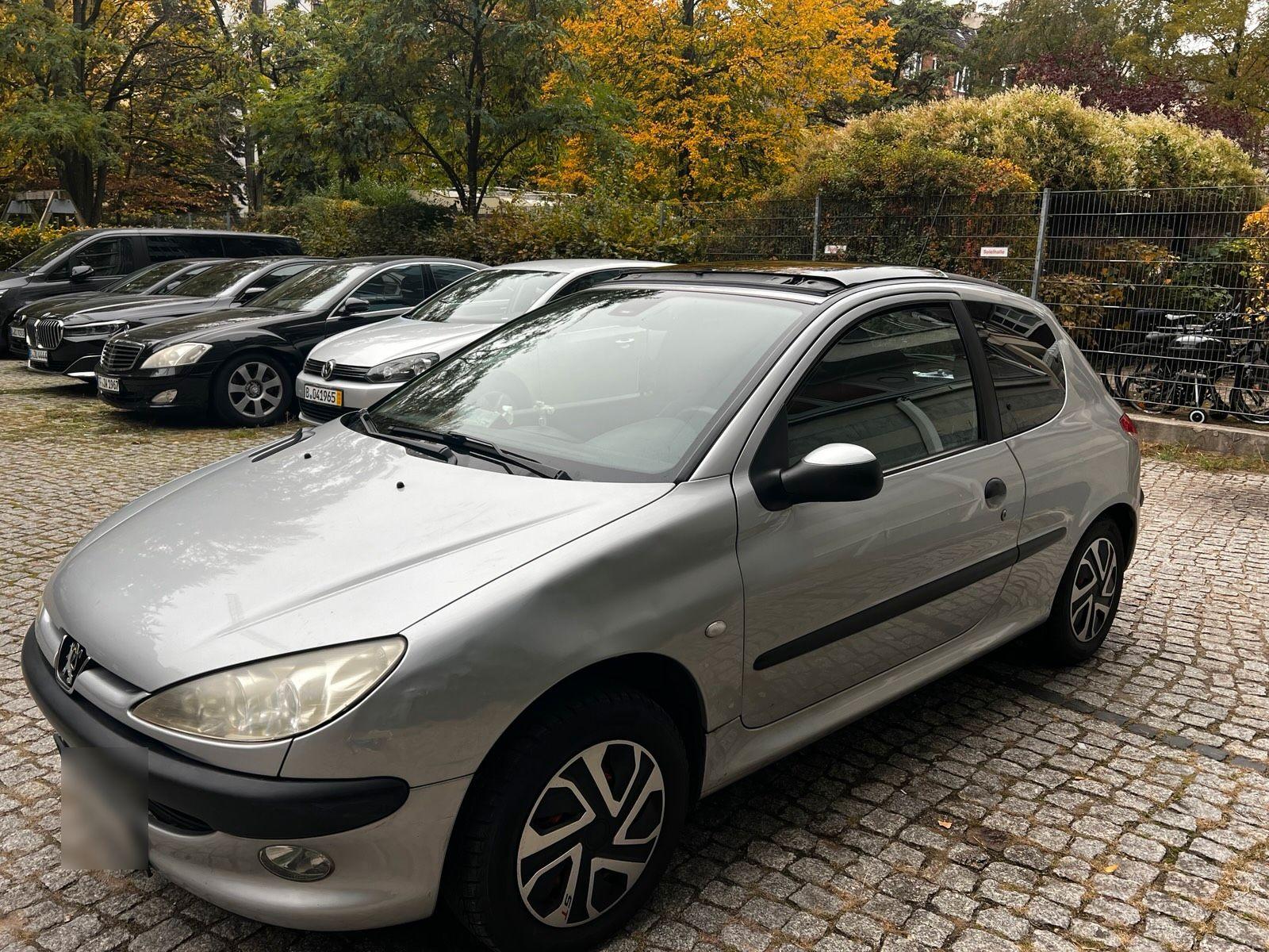Peugeot 206