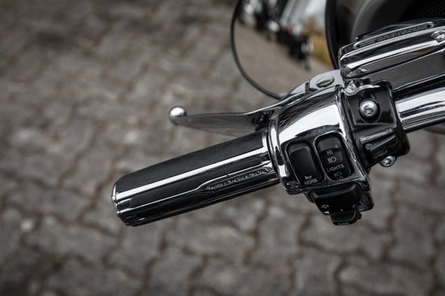 Fahrzeugabbildung Harley-Davidson CVO STREET GLIDE 110 cui FLHXSE - G&R MOTOR -
